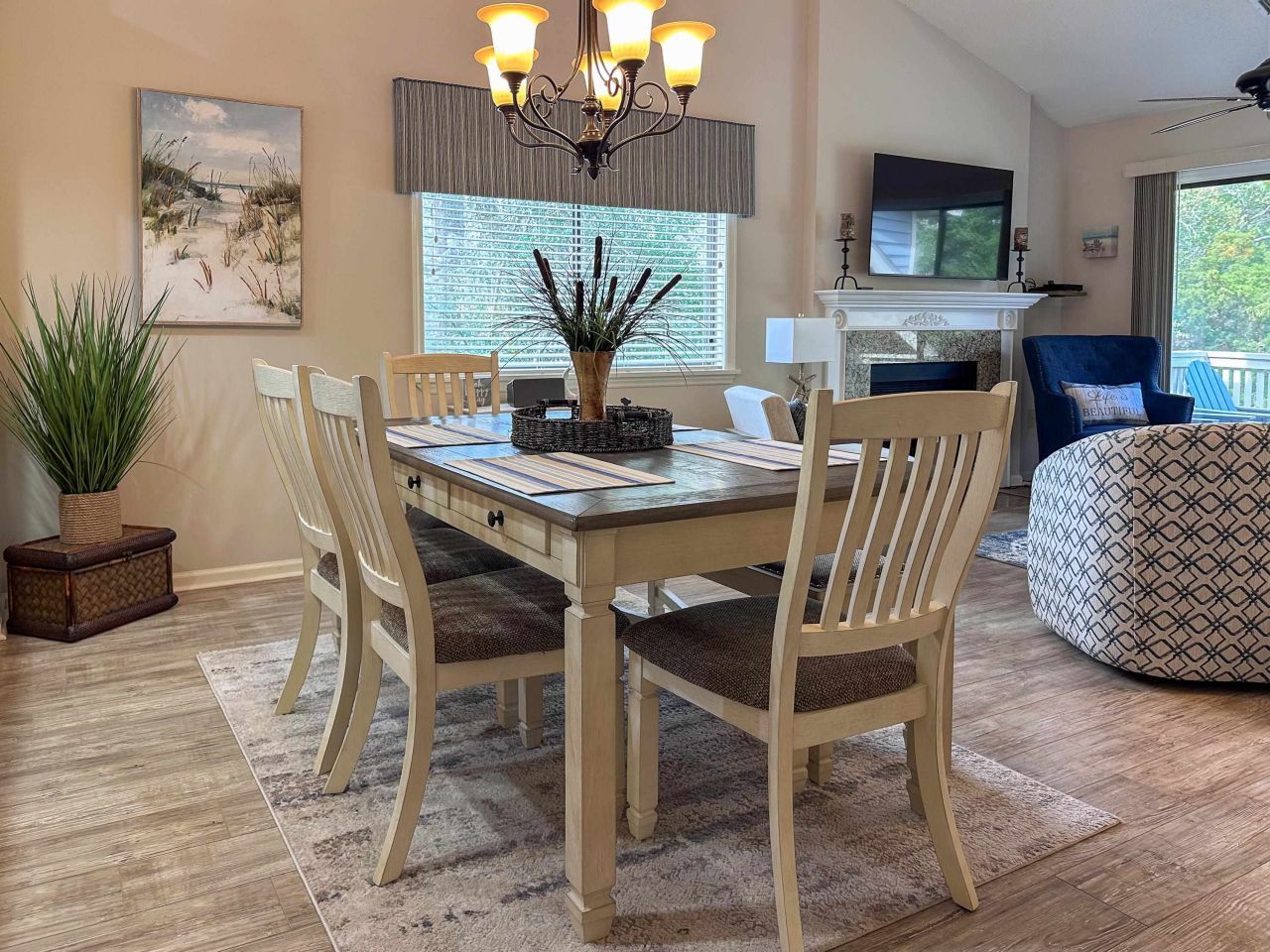 421 Appledore Circle Photo 15