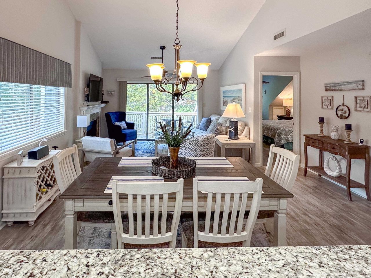 421 Appledore Circle Photo 21