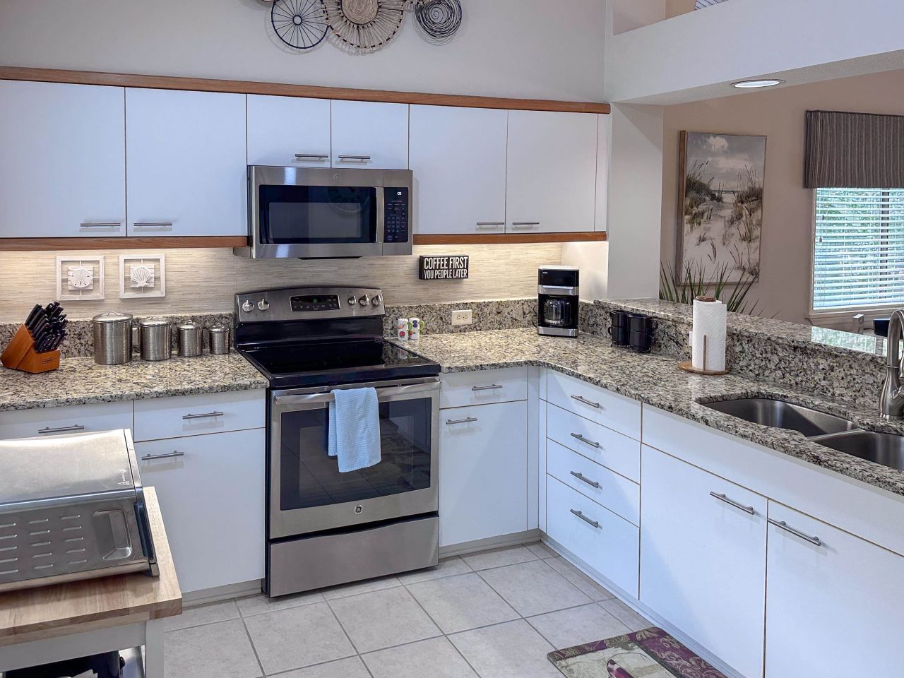 421 Appledore Circle Photo 22