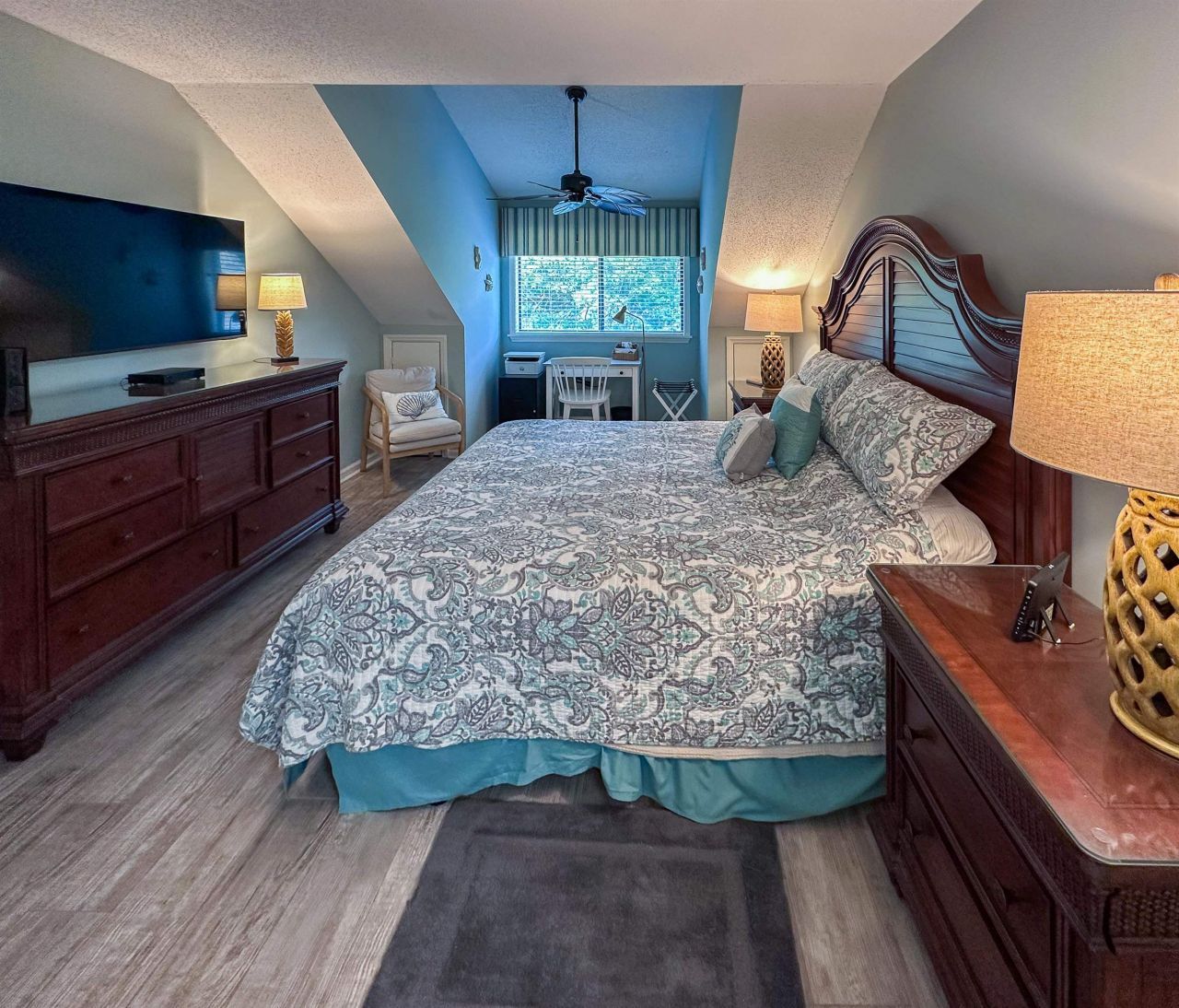 421 Appledore Circle Photo 26