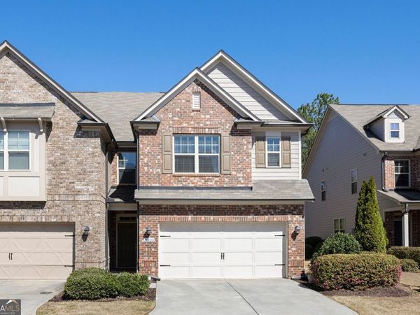 8320 Village Place, Suwanee, GA 30024