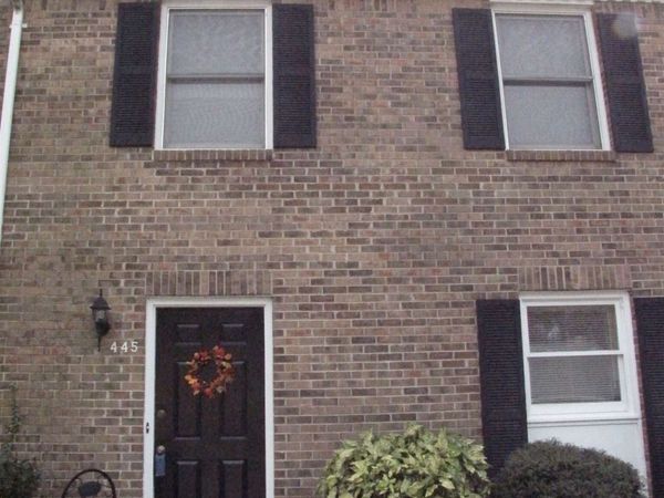 445 Williamsburg Way, Fayetteville, GA 30215