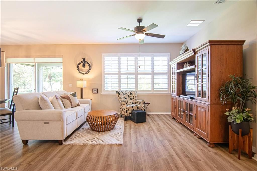 2527 Blackburn Cir, Cape Coral, FL 33991 Photo