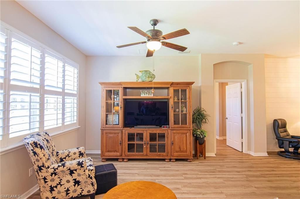 2527 Blackburn Cir, Cape Coral, FL 33991 Photo