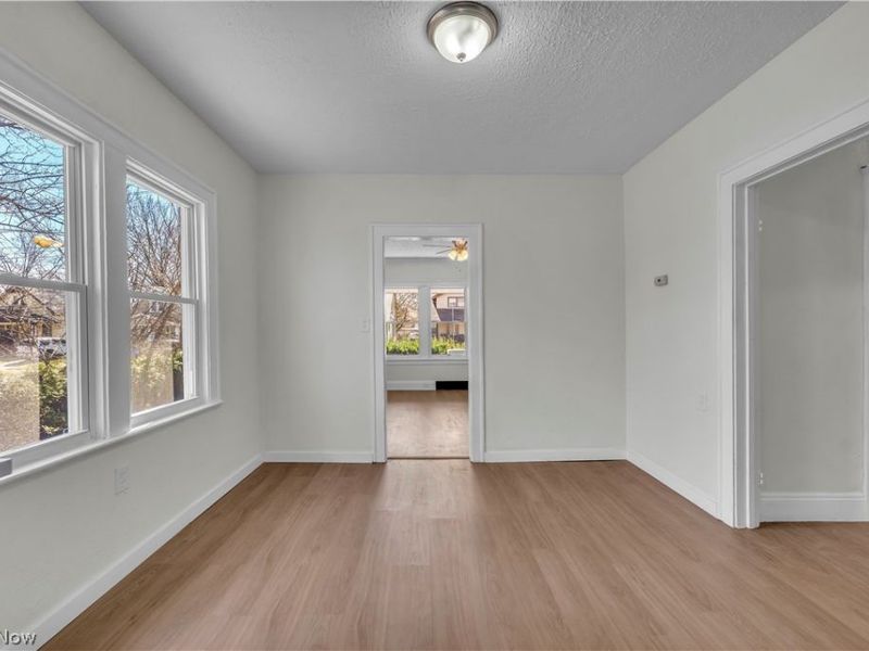 12905 Watterson Avenue, Cleveland, OH 44105 Photo 11