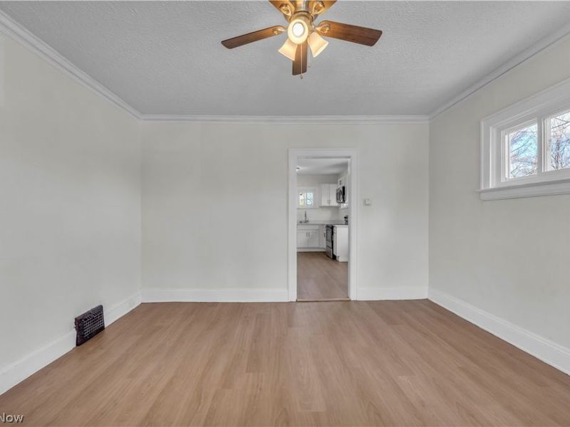 12905 Watterson Avenue, Cleveland, OH 44105 Photo 13