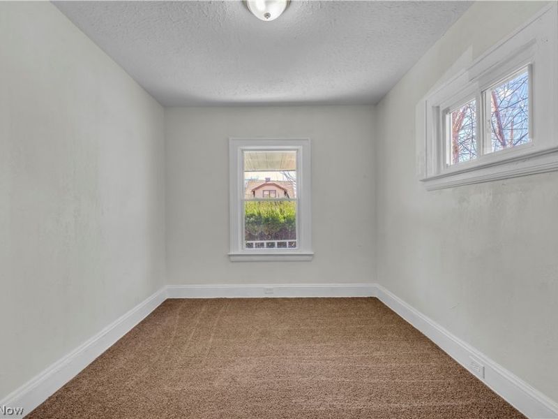 12905 Watterson Avenue, Cleveland, OH 44105 Photo 17