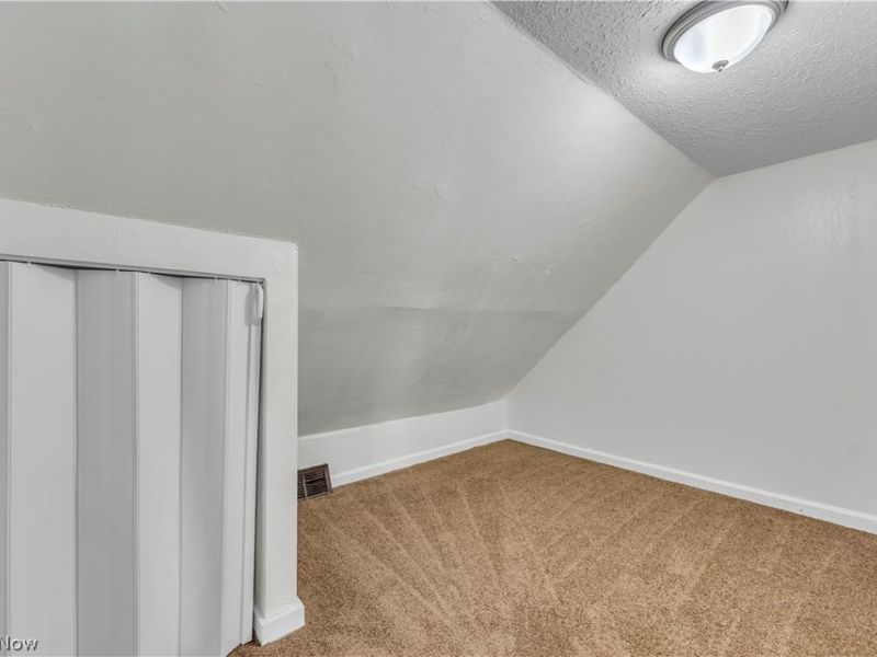 12905 Watterson Avenue, Cleveland, OH 44105 Photo 24