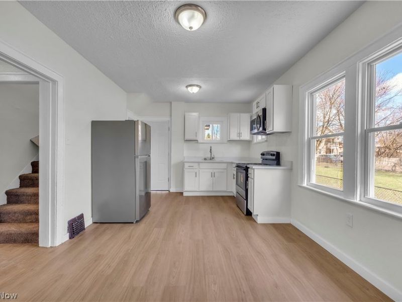 12905 Watterson Avenue, Cleveland, OH 44105 Photo 6