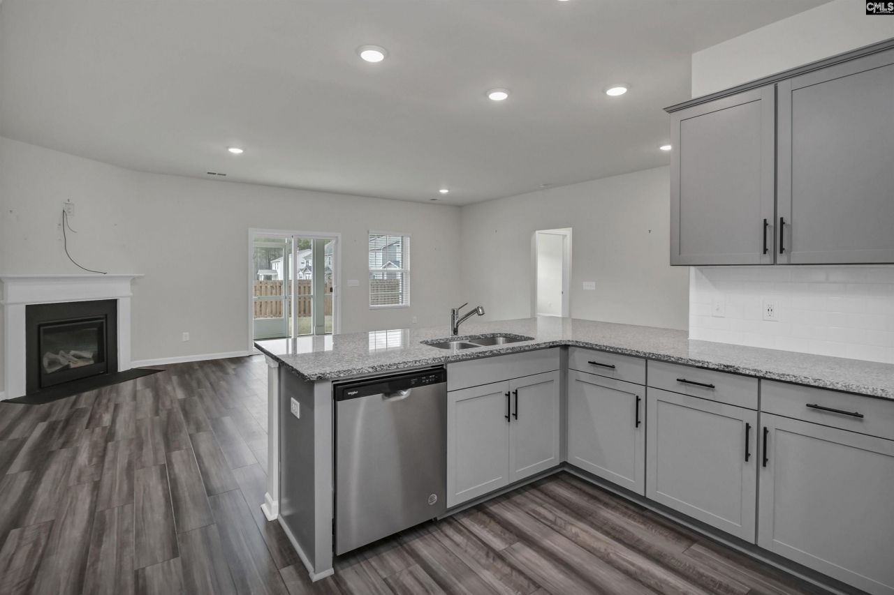 2276 Allan Crest Road Photo 11