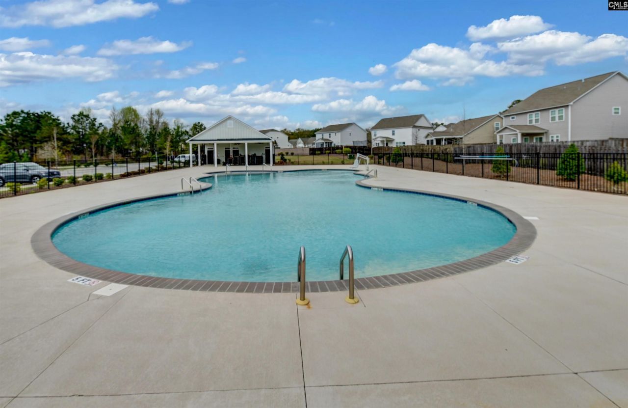 2276 Allan Crest Road Photo 24