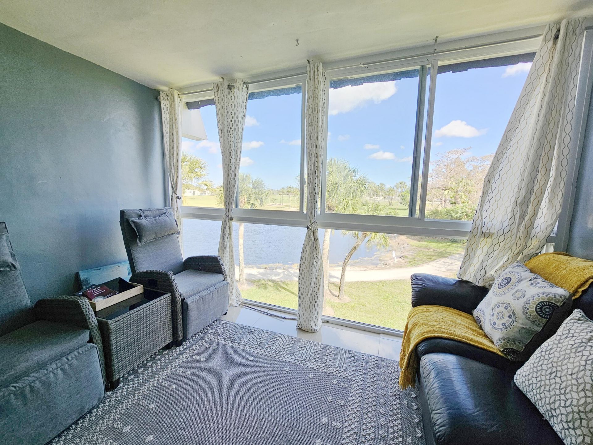 7807 Golf Cir Circle, Unit 305, Margate, FL 33063 Photo