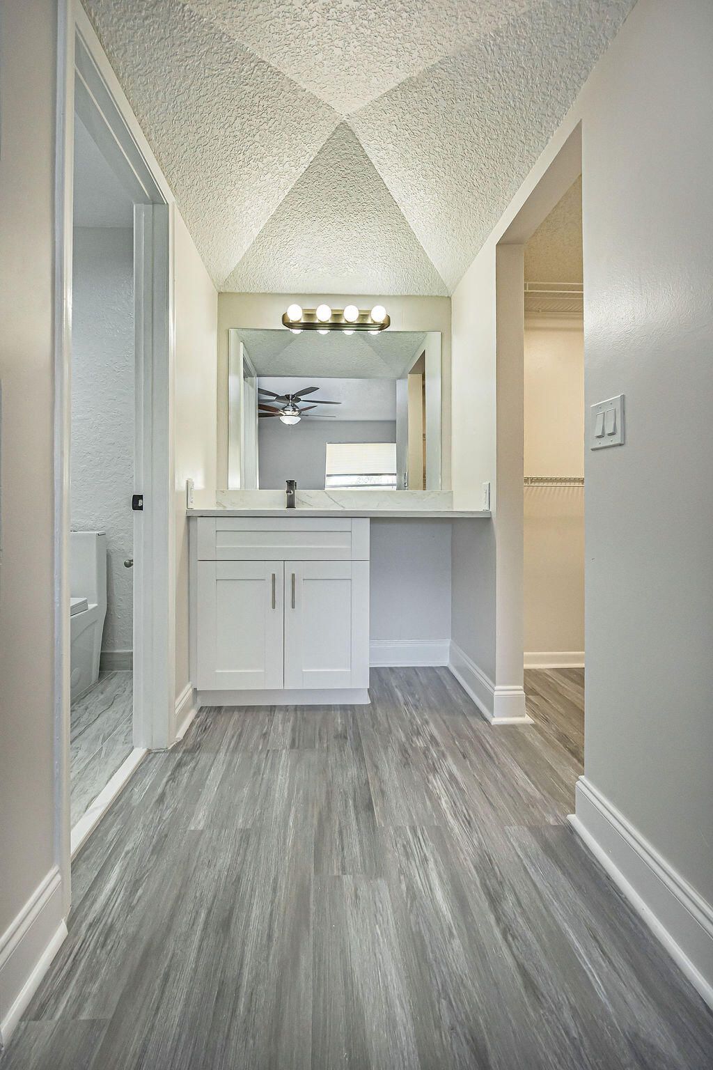 829 Camino Road, Unit 206-c, Delray Beach, FL 33445 Photo