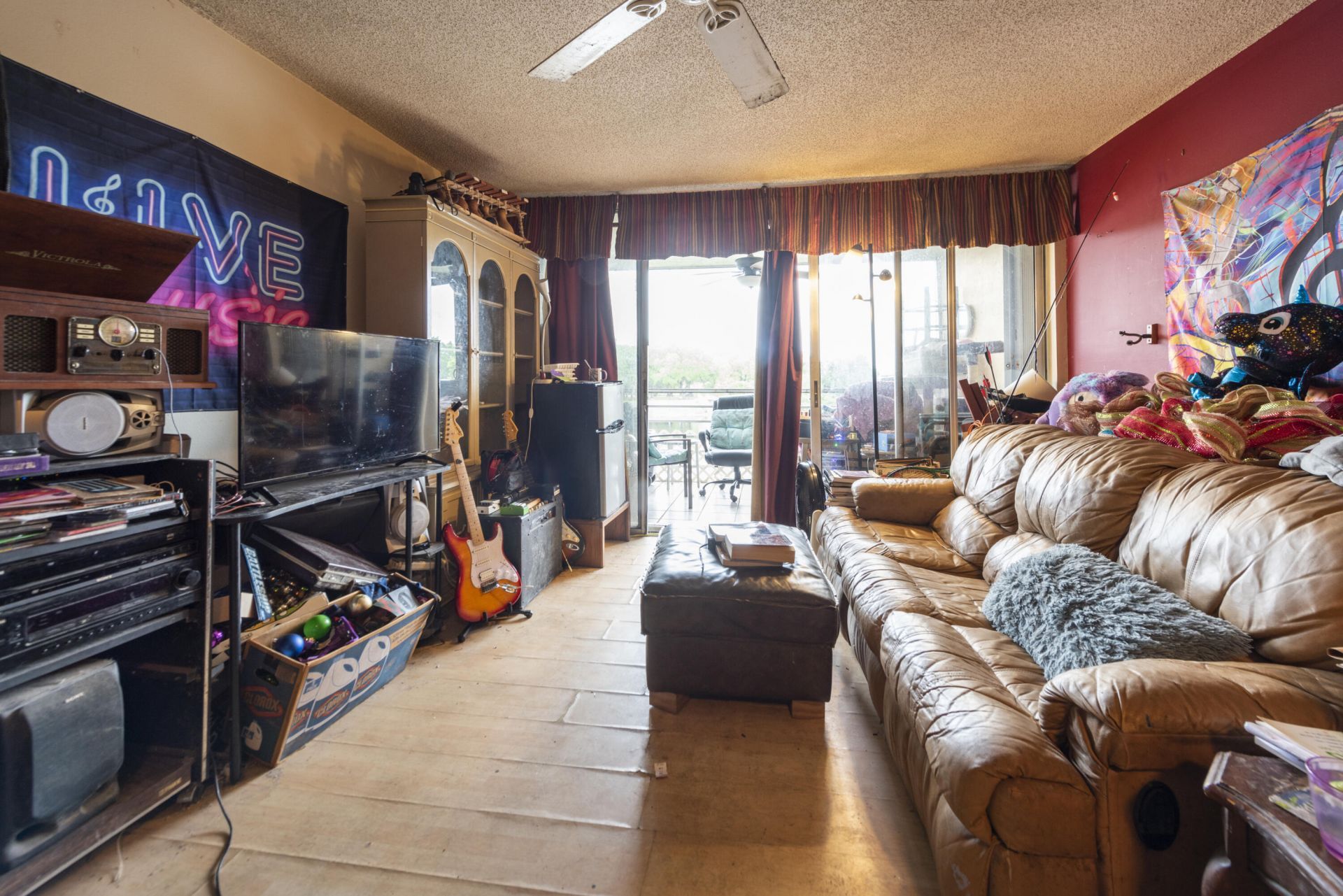 9450 Poinciana Place, Unit 301, Davie, FL 33324 Photo