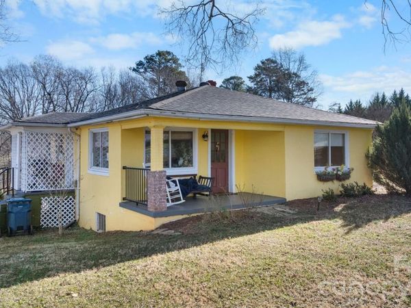 3358 Falling Creek Road , Hickory, NC 28601