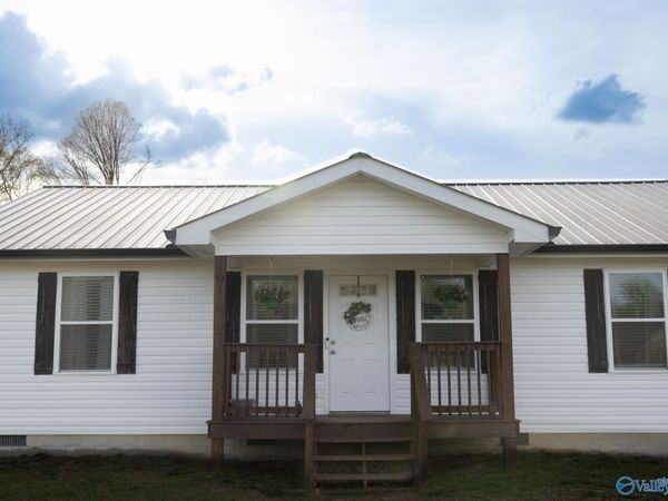 561 Walter Whitt Rd, Boaz, AL 35956