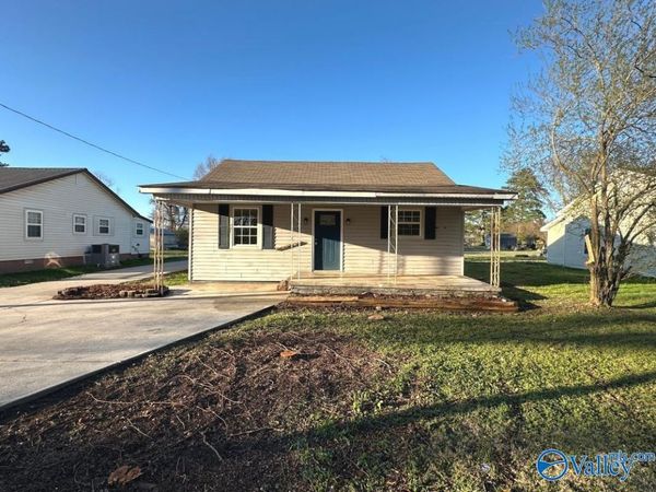 131 Wilson Mann Road, Owens Cross Roads, AL 35763