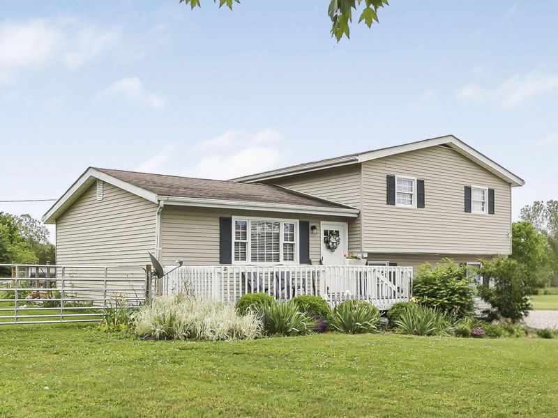 25864 Shoemaker Road, Circleville, OH 43113 Photo 3