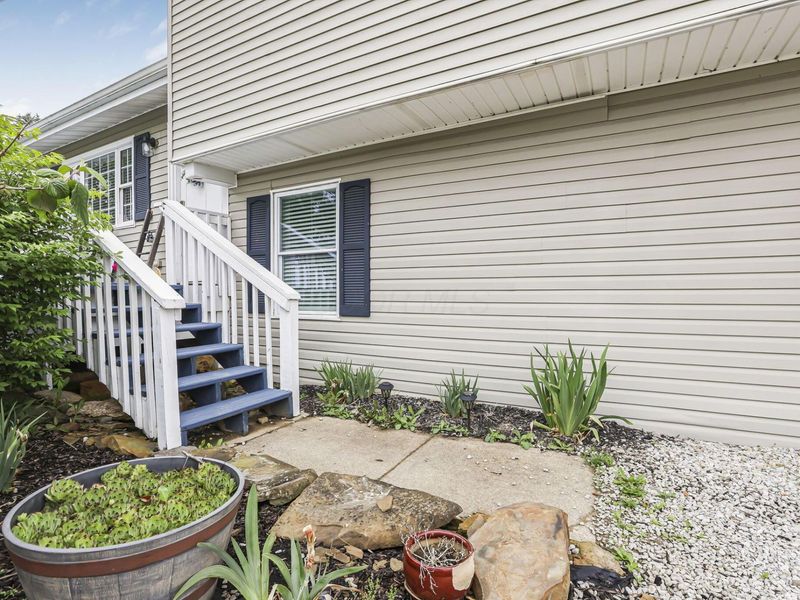 25864 Shoemaker Road, Circleville, OH 43113 Photo 7