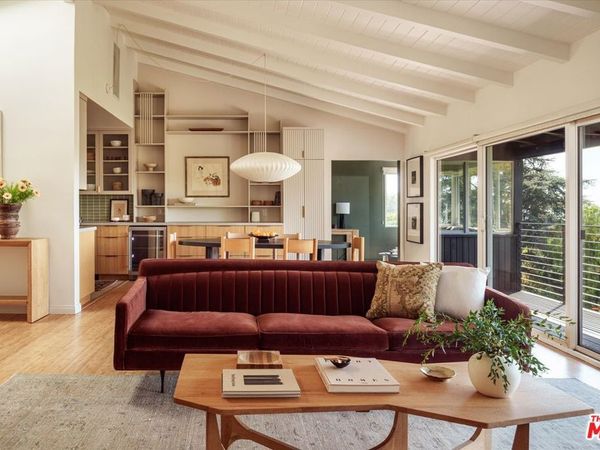 2015 Hollyvista Avenue, Los Angeles, CA 90027