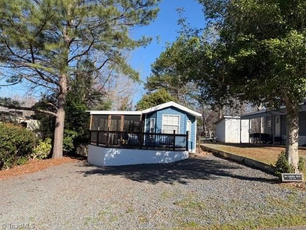 206 Cardinal Drive , New London, NC 27306