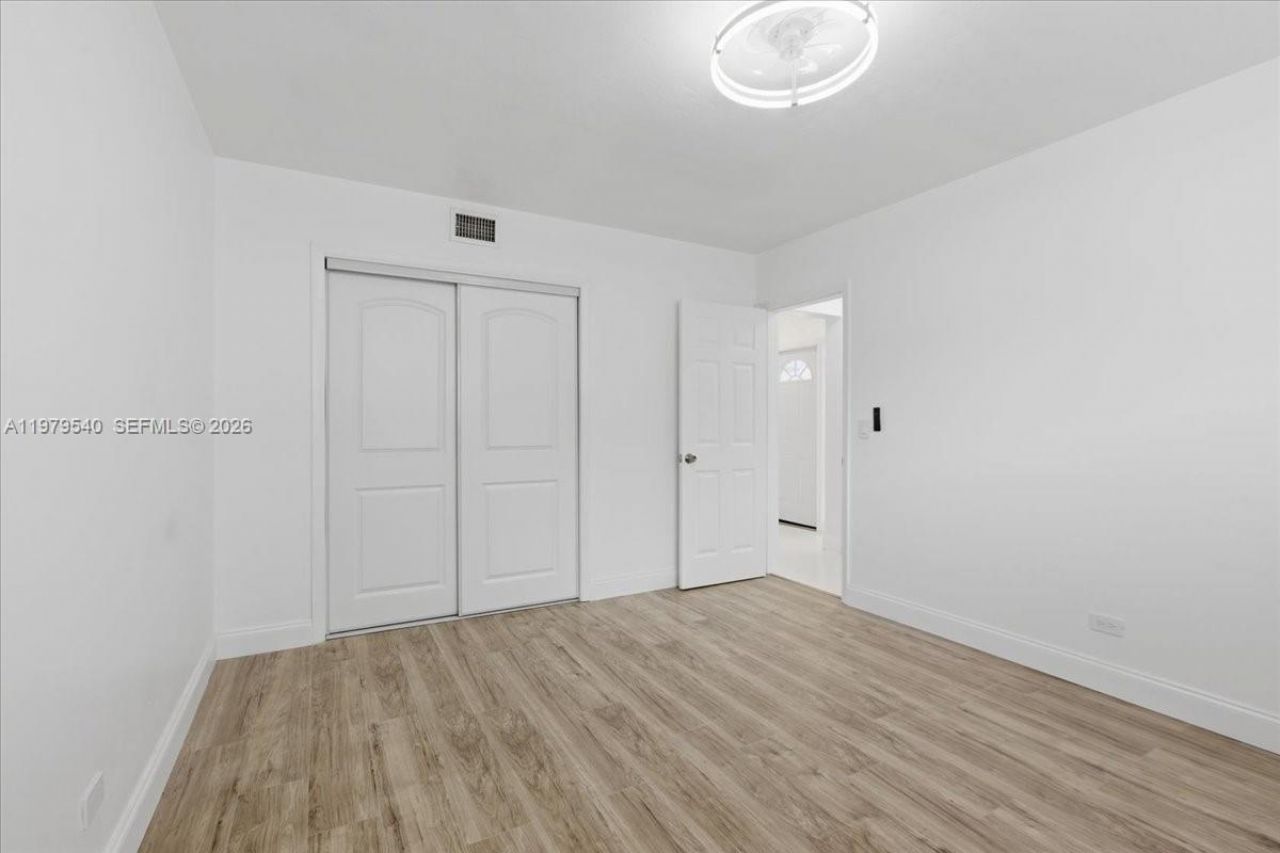 7150 SW 5th Ct , Pembroke Pines, FL 33023 Photo