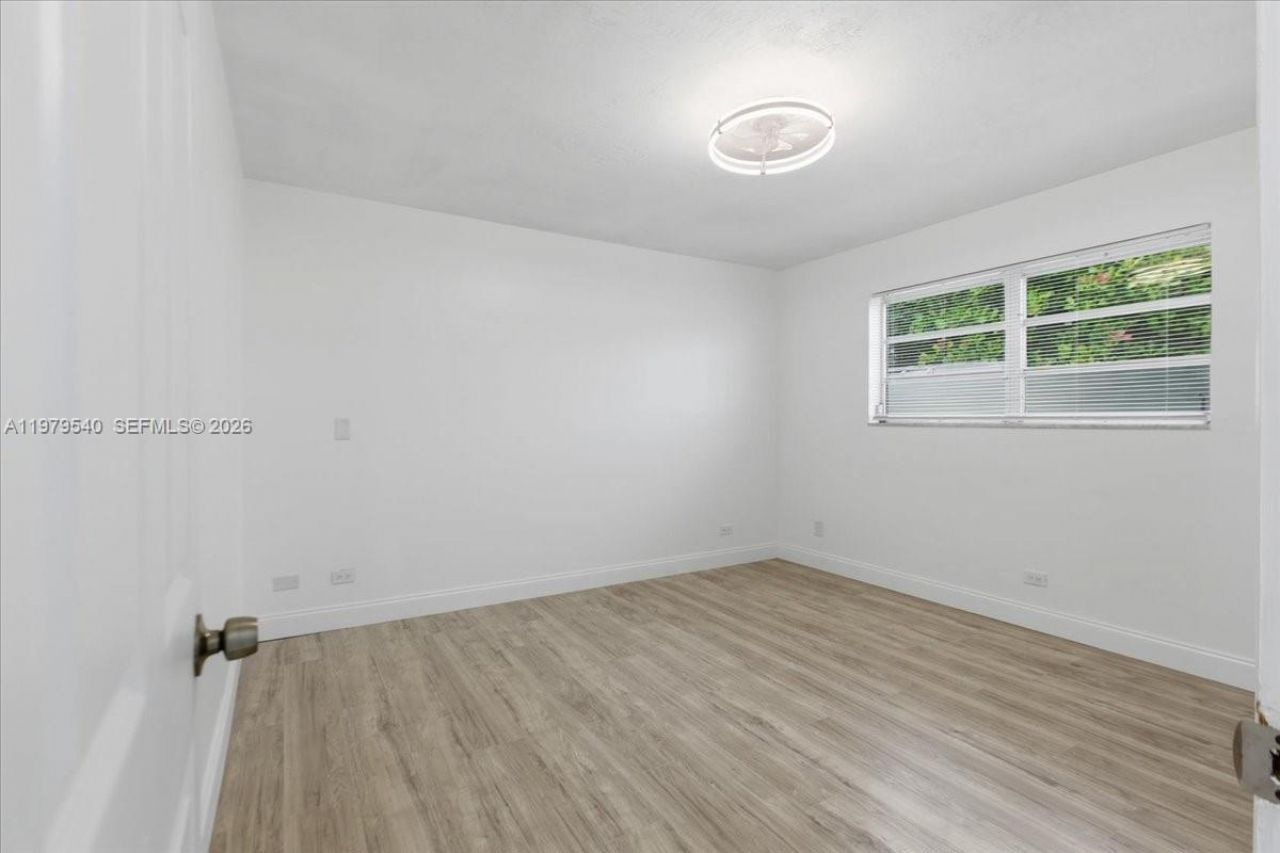 7150 SW 5th Ct , Pembroke Pines, FL 33023 Photo