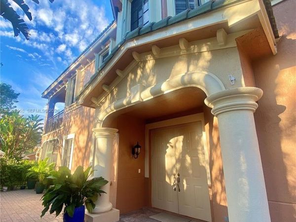 2816 Kinsington Cir , Unit 28-1, Weston, FL 33332