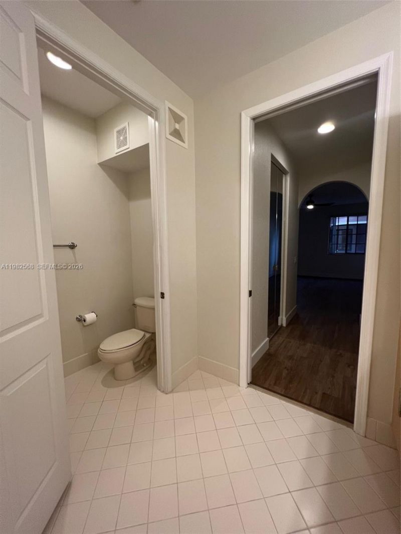 2816 Kinsington Cir , Unit 28-1, Weston, FL 33332 Photo