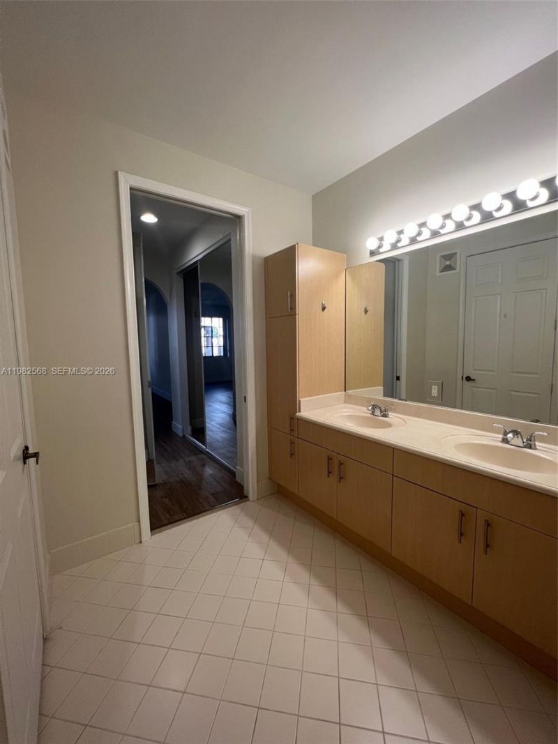 2816 Kinsington Cir , Unit 28-1, Weston, FL 33332 Photo