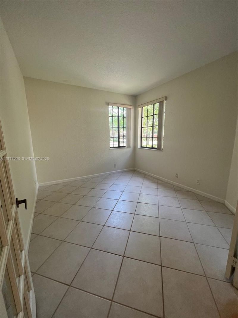 2816 Kinsington Cir , Unit 28-1, Weston, FL 33332 Photo