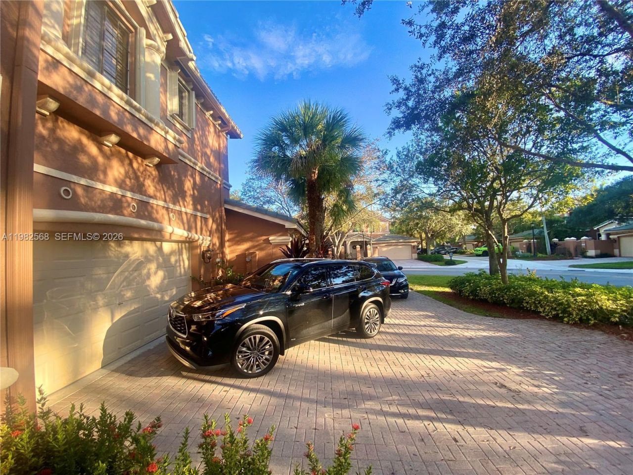 2816 Kinsington Cir, Unit 28-1, Weston, FL 33332 Photo