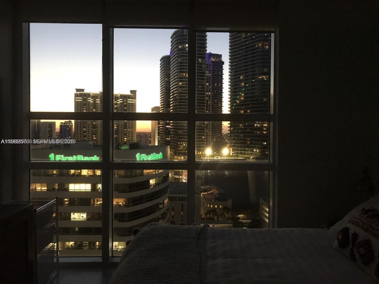 950 Brickell Bay Dr, Unit 2001, Miami, FL 33131 Photo