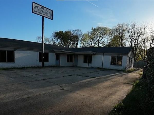 1425 Airline Drive , Bossier City, LA 71112