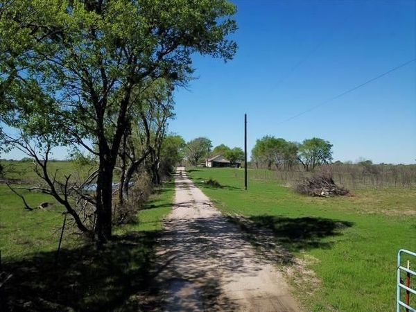 000 County Rd 2624 , Wills Point, TX 75169