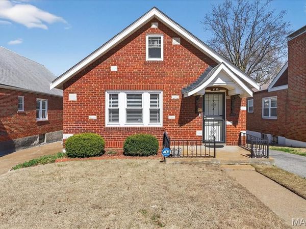 1719 Veronica Avenue, St Louis, MO 63147