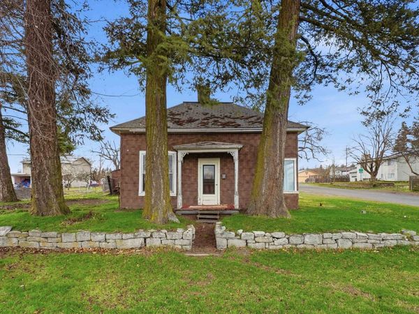 452 S LEFEVRE St, Medical Lake, WA 99022