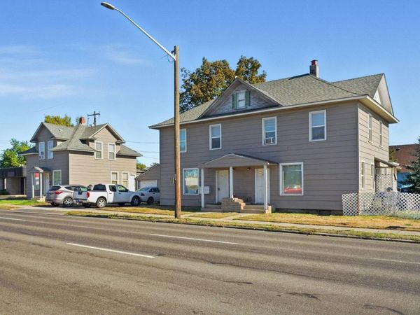 1704 N Ash St, Spokane, WA 99205