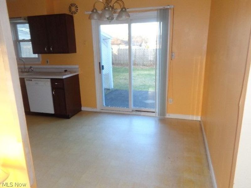 6512 Denison Boulevard, Parma Heights, OH 44130 Photo 12