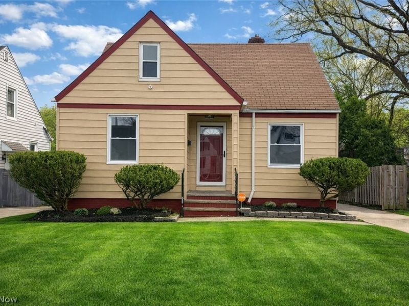 19910 Mountville Drive, Maple Heights, OH 44137 Photo 1