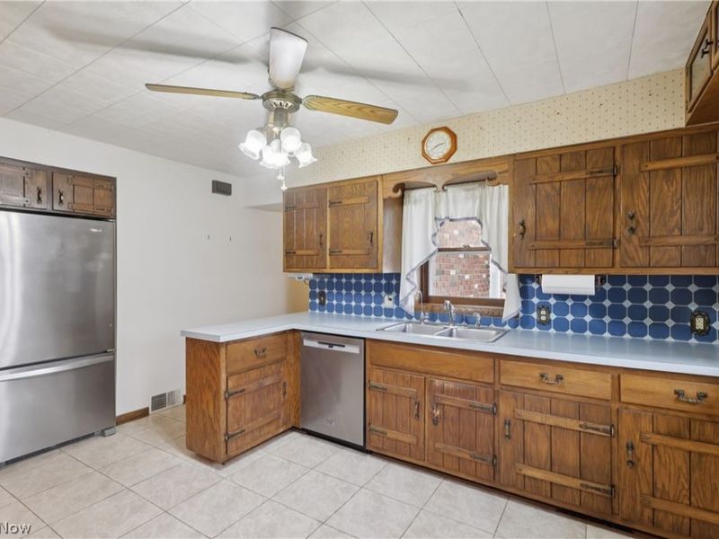 402 Yager Road, New Franklin, OH 44216 Photo 14