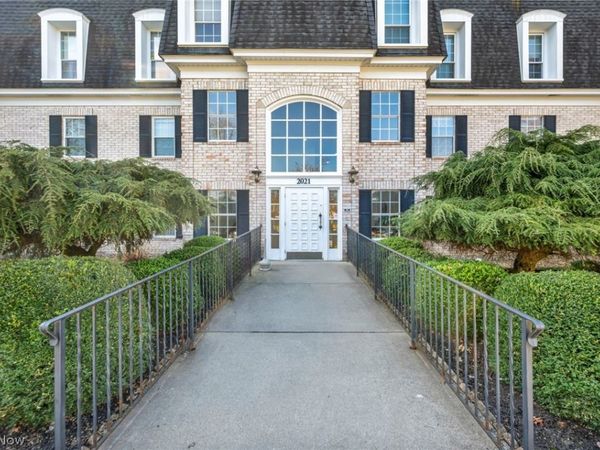 2021 King James Pky, Unit 316, Westlake, OH 44145