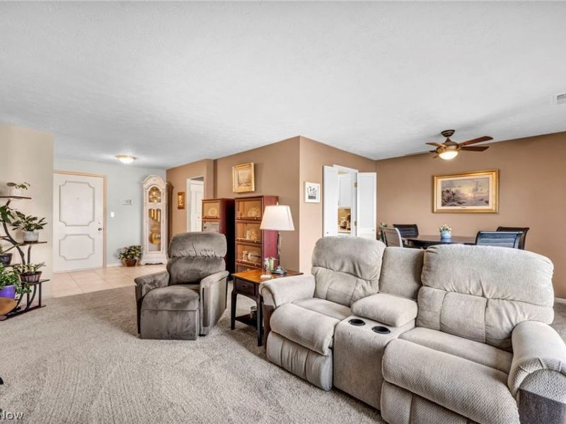 2021 King James Pky, Unit 316, Westlake, OH 44145 Photo 14