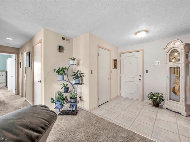 2021 King James Pky, Unit 316, Westlake, OH 44145 Photo 18