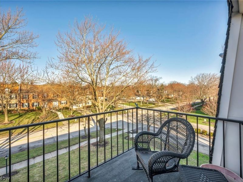 2021 King James Pky, Unit 316, Westlake, OH 44145 Photo 32