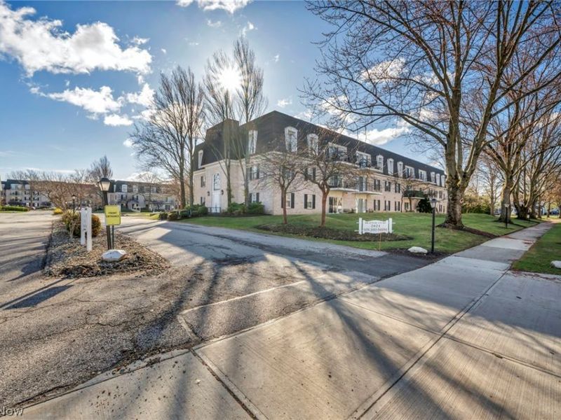 2021 King James Pky, Unit 316, Westlake, OH 44145 Photo 41