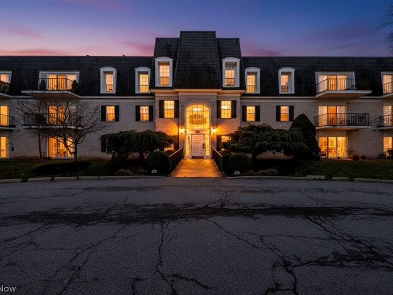 2021 King James Pky, Unit 316, Westlake, OH 44145 Photo 43