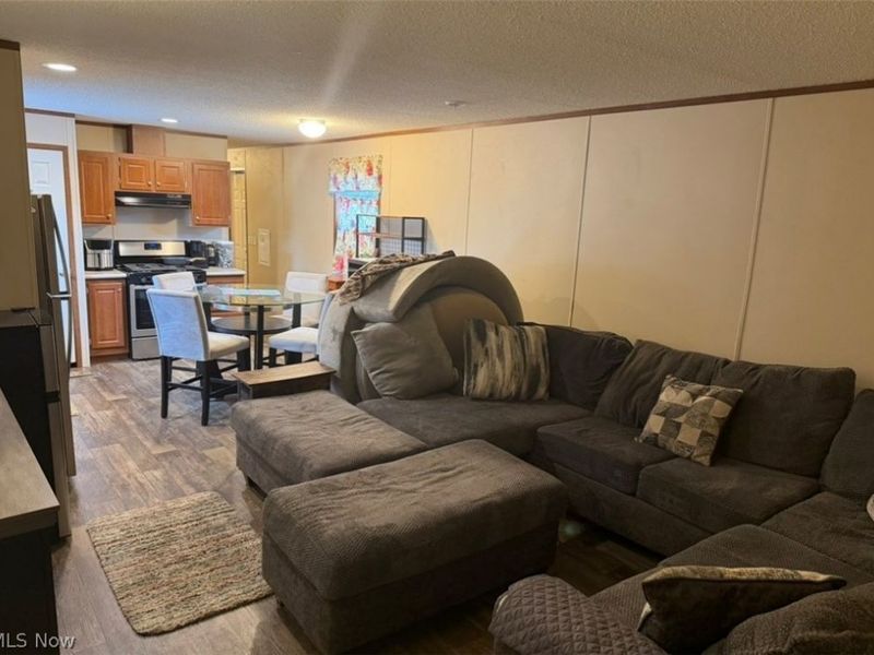 2606 Lincoln Way NW, Unit 27, Massillon, OH 44647 Photo 5