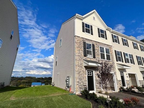 839 PECAN ROAD, SPRING CITY, PA 19475