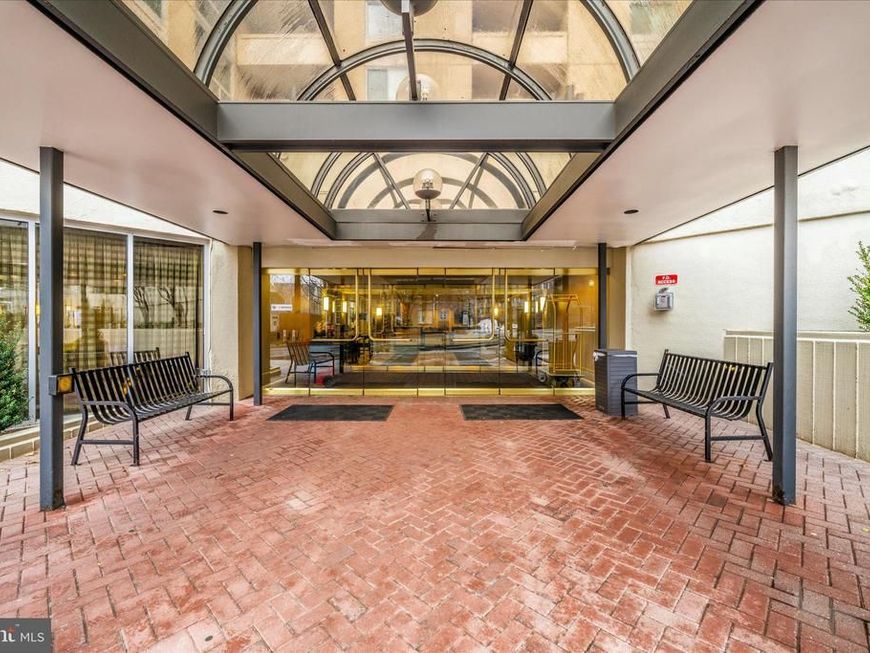 4601 N Park Avenue, Unit 417 S, Chevy Chase, MD 20815 Main Photo